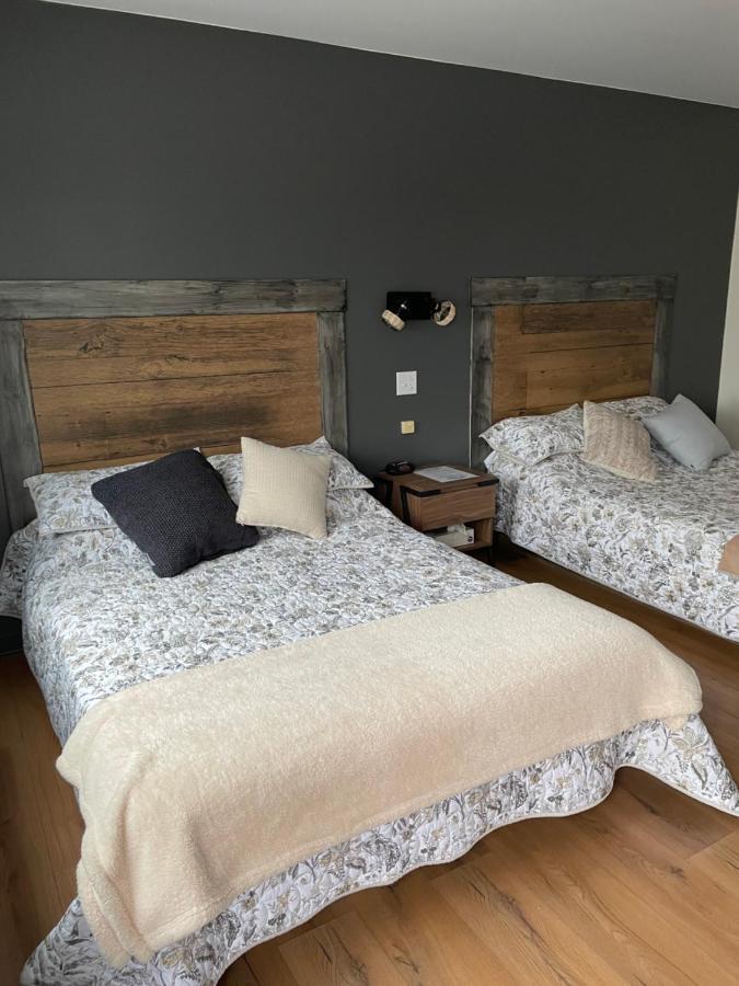 Acton Vale Motel Valois Yl Inc מראה חיצוני תמונה